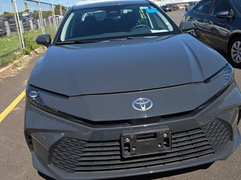 Used 2026 Toyota Camry LE FWD image 4