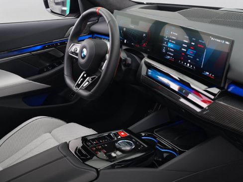 Used 2026 BMW M5 Touring w/ M Driver's Package AWD/4WD image 45