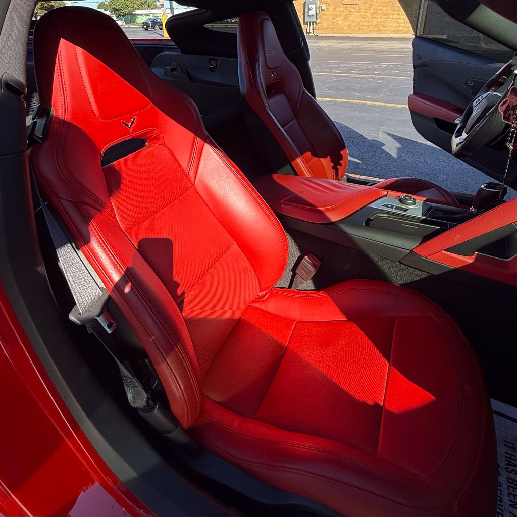 Used 2015 Chevrolet Corvette Z06 w/ 2LZ Preferred Equipment Group RWD image 15