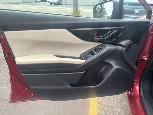 Used 2017 Subaru Impreza 2.0i Premium image 22