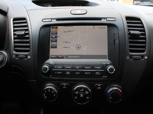 Used 2016 Kia Forte EX w/ EX Premium Package FWD image 23