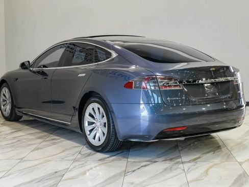 Used 2018 Tesla Model S 100D AWD/4WD image 14