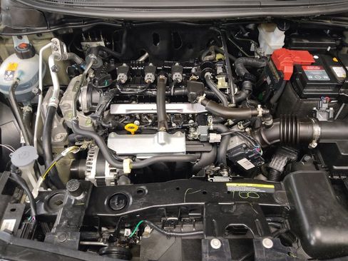 Used 2025 Nissan Versa S w/ Trunk Package image 30