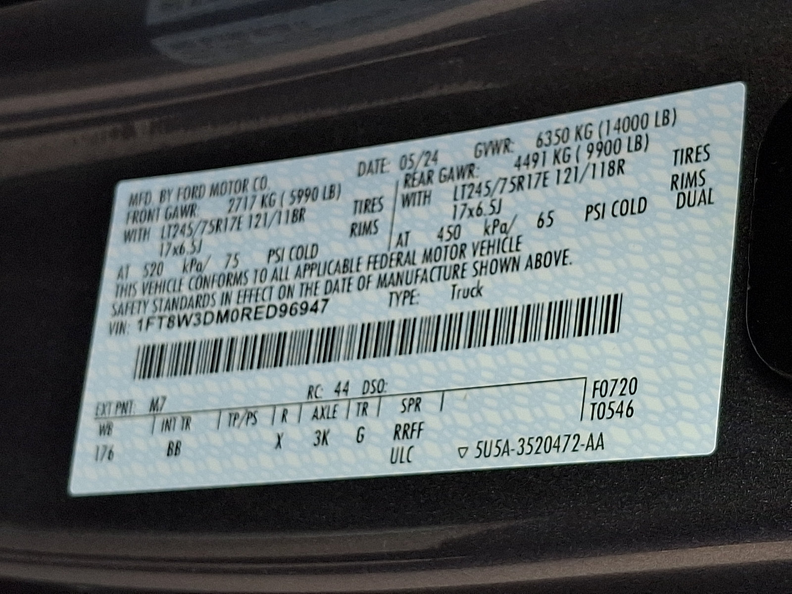 Used 2024 Ford F350 Platinum AWD/4WD image 27