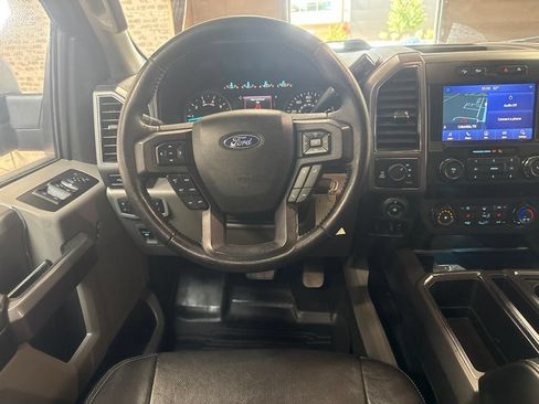 Used 2019 Ford F150 XLT w/ Equipment Group 302A Luxury AWD/4WD image 15
