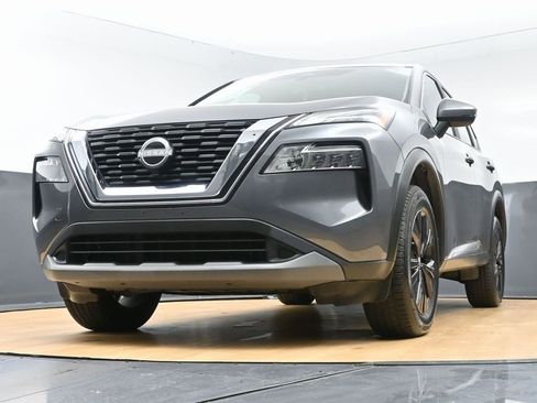 Used 2022 Nissan Rogue SV image 47