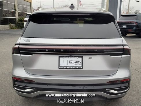 New 2026 Lincoln Nautilus Reserve image 11