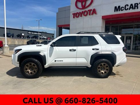Certified 2025 Toyota 4Runner Trailhunter AWD/4WD image 19