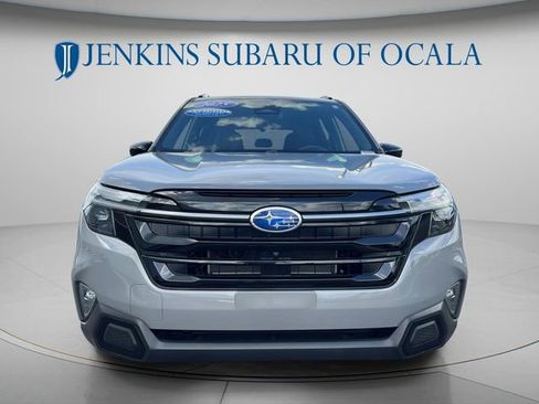 Used 2025 Subaru Forester Touring AWD/4WD image 8