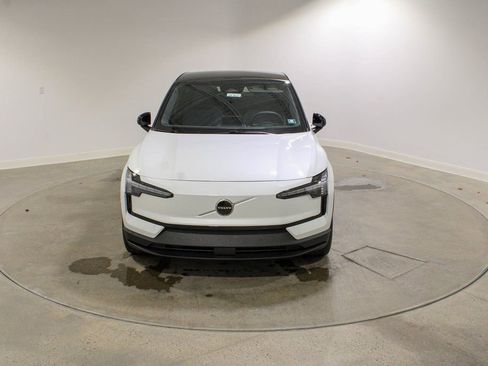 New 2026 Volvo EX30 Plus w/ Climate Package image 9