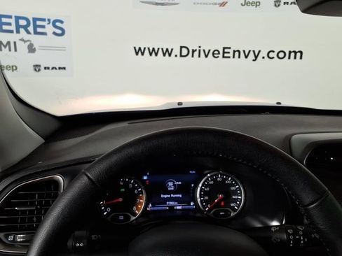 Used 2021 Jeep Renegade Limited AWD/4WD image 25
