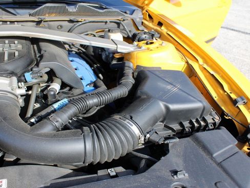 Used 2013 Ford Mustang Boss 302 w/ Boss 302 Accessory Pkg image 33