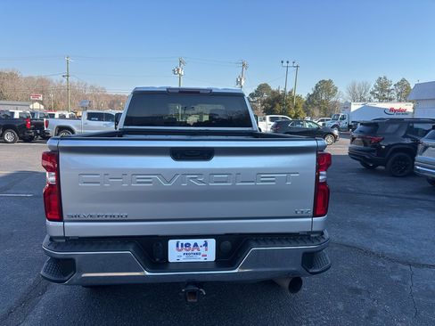 Used 2021 Chevrolet Silverado 3500 LTZ image 7