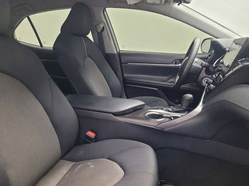 Used 2022 Toyota Camry LE FWD image 21