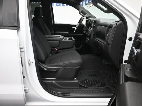 Used 2020 Chevrolet Silverado 1500 Custom Trail Boss w/ Custom Convenience Package AWD/4WD image 9