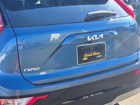 Certified 2024 Kia Niro Wind w/ Wind Preserve Package FWD image 15