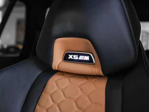 Used 2021 BMW X5 M w/ Competition Package image 15