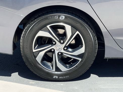 Used 2017 Honda Accord LX image 8