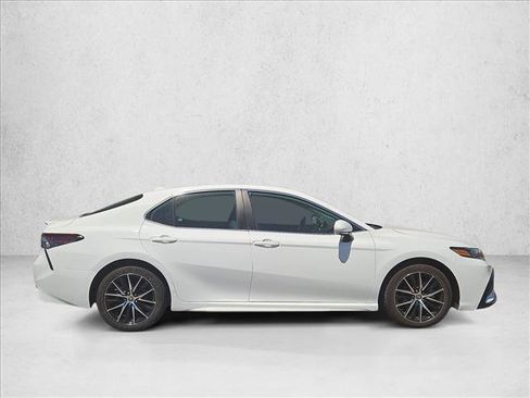 Certified 2024 Toyota Camry SE FWD image 4