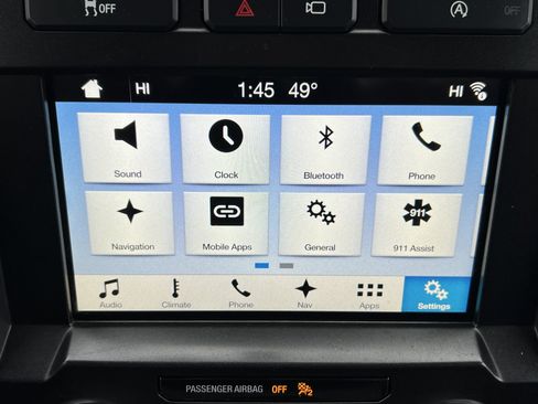 Used 2018 Ford F150 Lariat w/ Equipment Group 502A Luxury image 12