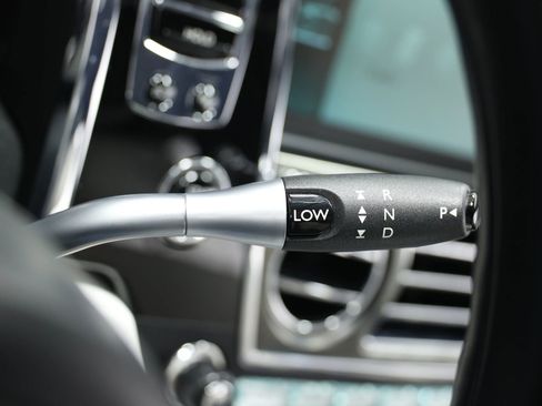 Used 2017 Rolls-Royce Ghost image 31