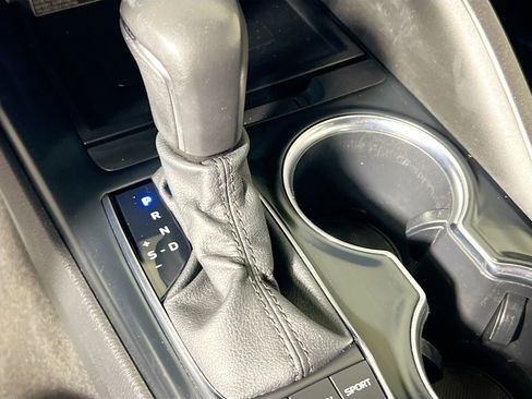 Used 2020 Toyota Camry XSE image 25