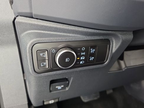 New 2025 Ford Bronco Badlands image 11