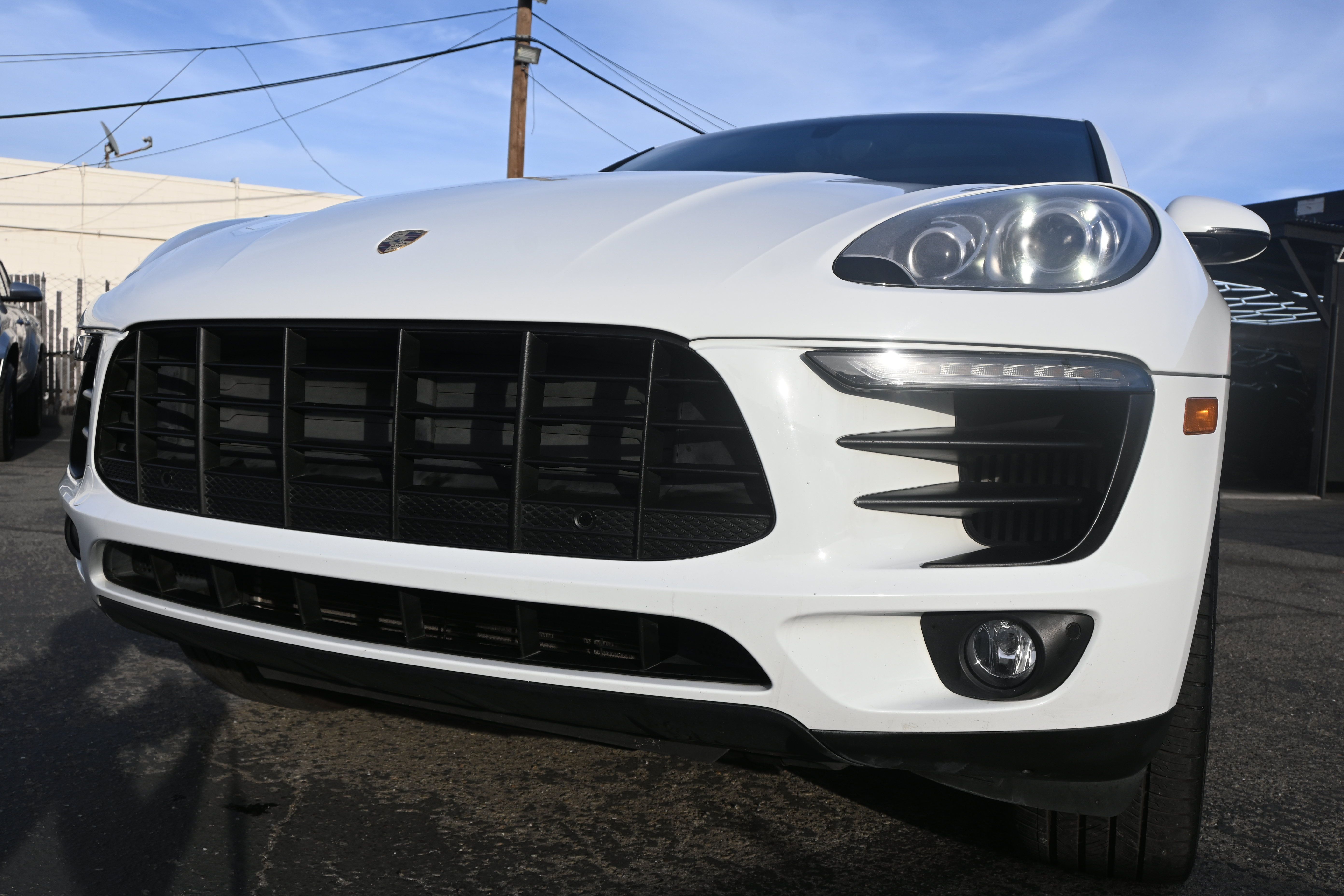 Used 2016 Porsche Macan S AWD/4WD image 27