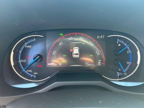 Used 2023 Toyota RAV4 XLE Premium AWD/4WD image 19