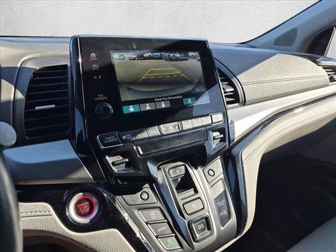 Used 2024 Honda Odyssey Touring image 12