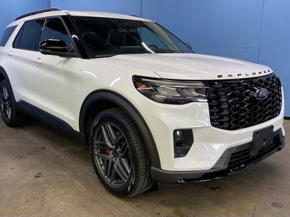 New 2025 Ford Explorer ST-Line