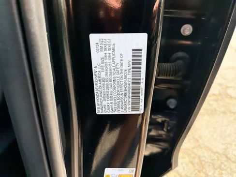 Used 2024 Honda Pilot EX-L image 32