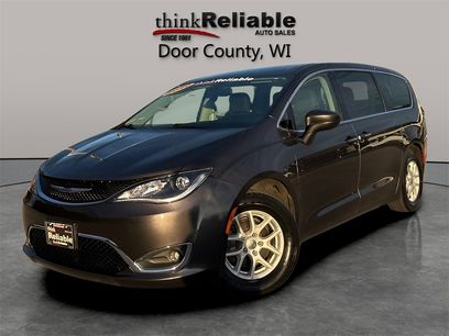 Used 2020 Chrysler Pacifica Touring w/ Cold Weather Group