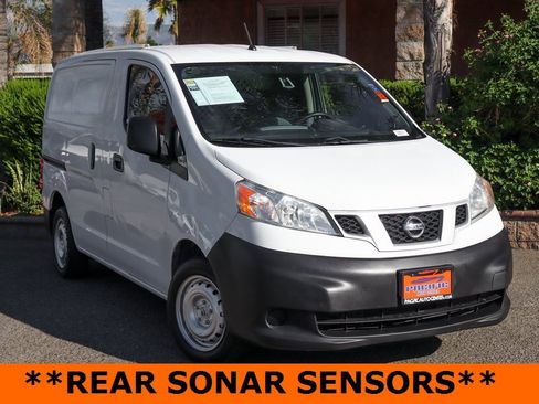 Used 2018 Nissan NV200 S w/ Cruise Control Package image 2