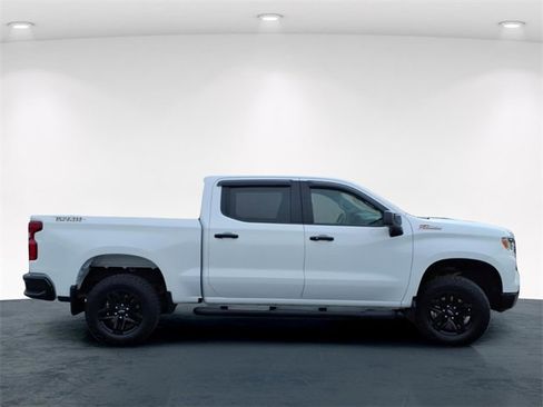 Used 2024 Chevrolet Silverado 1500 LT Trail Boss image 5