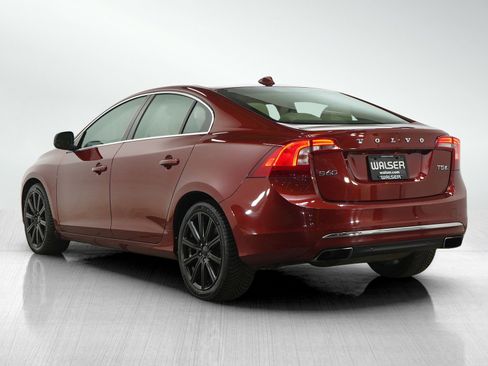 Used 2016 Volvo S60 T5 Premier w/ Climate Package image 3