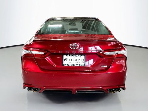 Used 2018 Toyota Camry XSE FWD image 8
