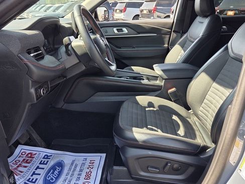 Used 2025 Ford Explorer ST-Line AWD/4WD image 5