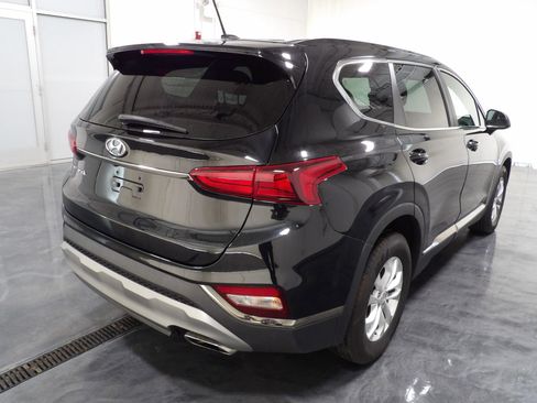 Used 2019 Hyundai Santa Fe SE w/ Cargo Package image 5