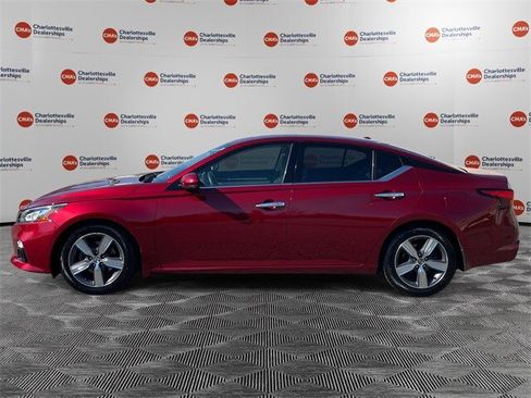 Used 2019 Nissan Altima 2.5 SL image 2