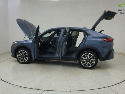 Used 2025 BMW X2 xDrive28i AWD/4WD image 72