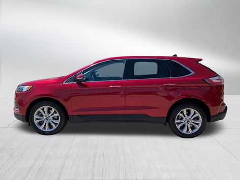 Used 2022 Ford Edge Titanium AWD/4WD image 3