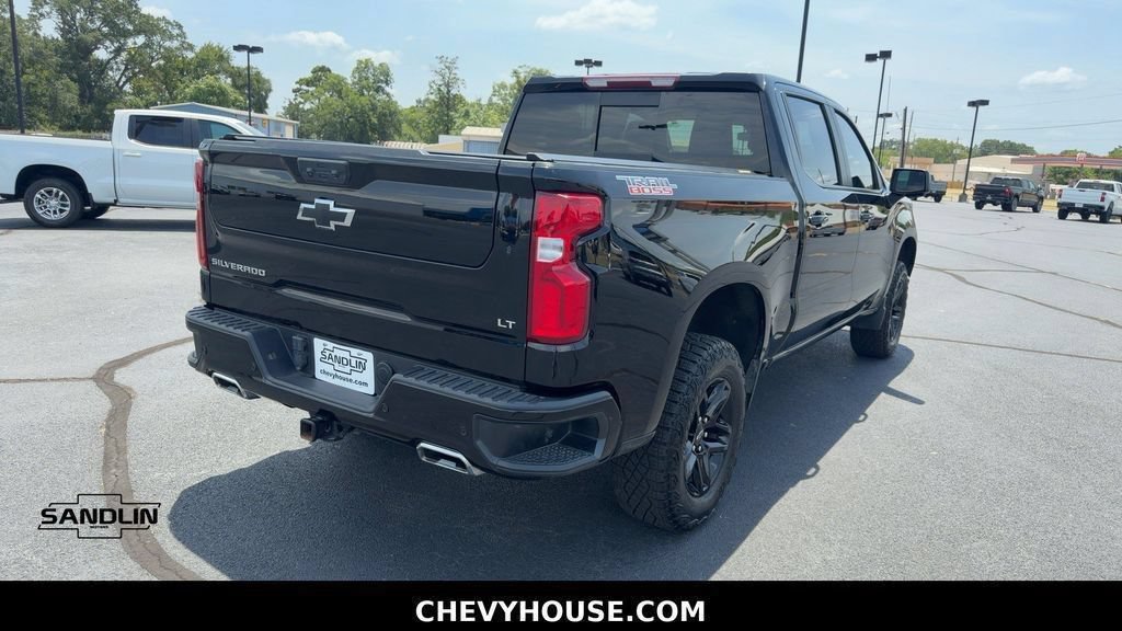 Used 2024 Chevrolet Silverado 1500 LT Trail Boss w/ LT Trail Boss Premium Package AWD/4WD image 7