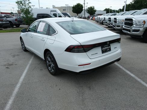 Used 2023 Honda Accord EX-L image 9