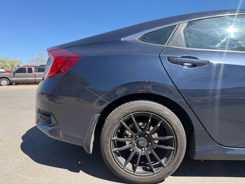 Used 2017 Honda Civic EX-T image 6