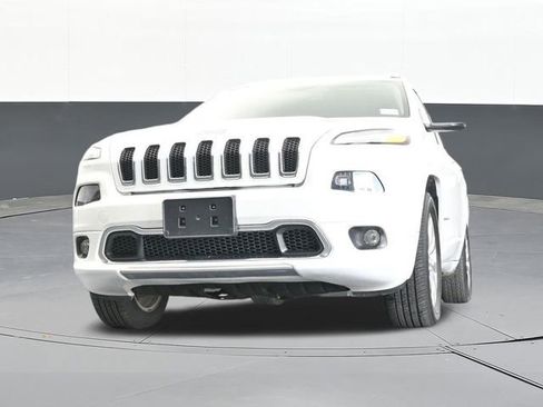 Used 2018 Jeep Cherokee Overland AWD/4WD image 58