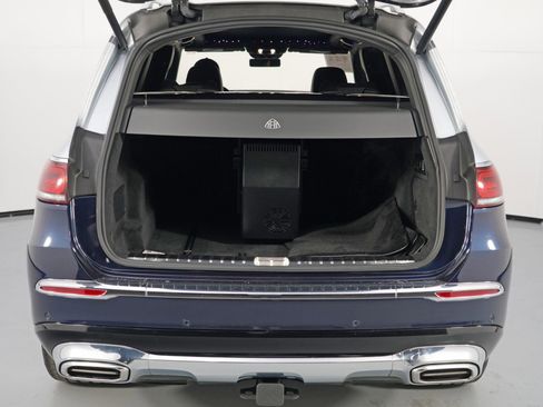 Used 2022 Mercedes-Benz Maybach GLS 600 4MATIC image 10