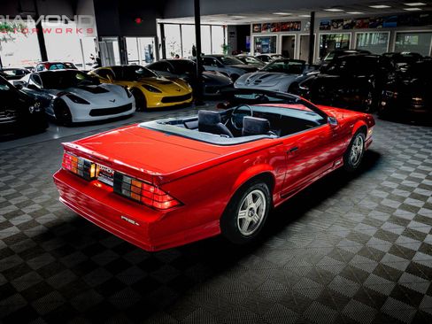 Used 1992 Chevrolet Camaro RS RWD image 70