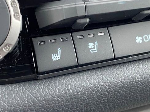 New 2026 Toyota Tundra Limited image 25