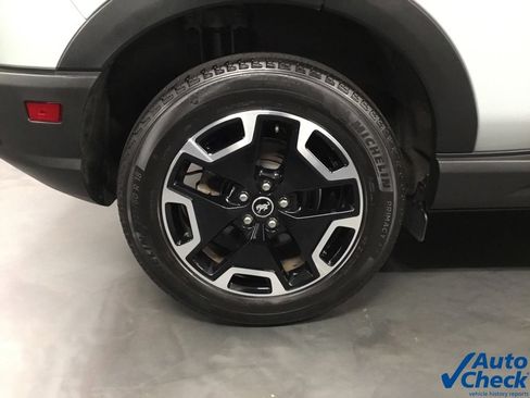 Used 2024 Ford Bronco Sport Outer Banks AWD/4WD image 18